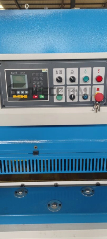 Купить Гидравлические листовые ножницы QC11Y 20×2500